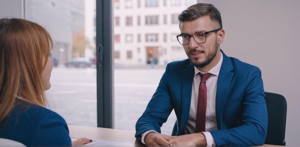 How to become an account manager